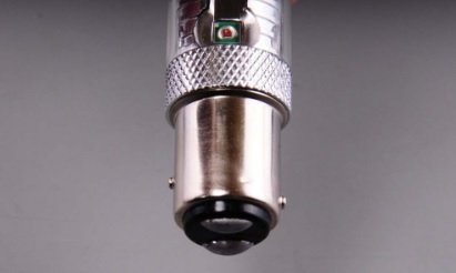 LED ŽÁROVKA AUTOLAMP BAY15d 12V-24V 21/5W 