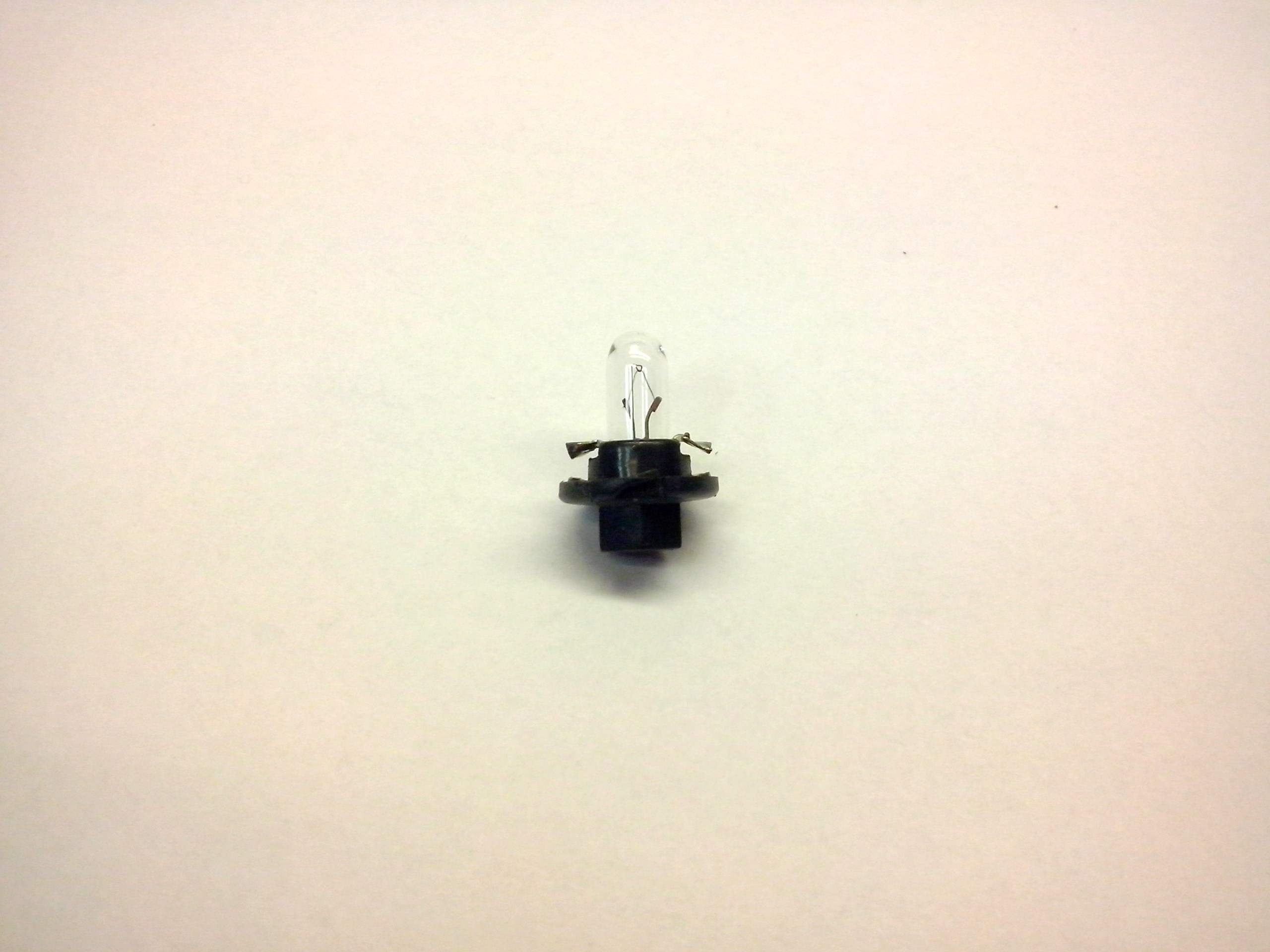 AUTOŽÁROVKA AUTOLAMP, B8,4d, 12V, 1,2W 