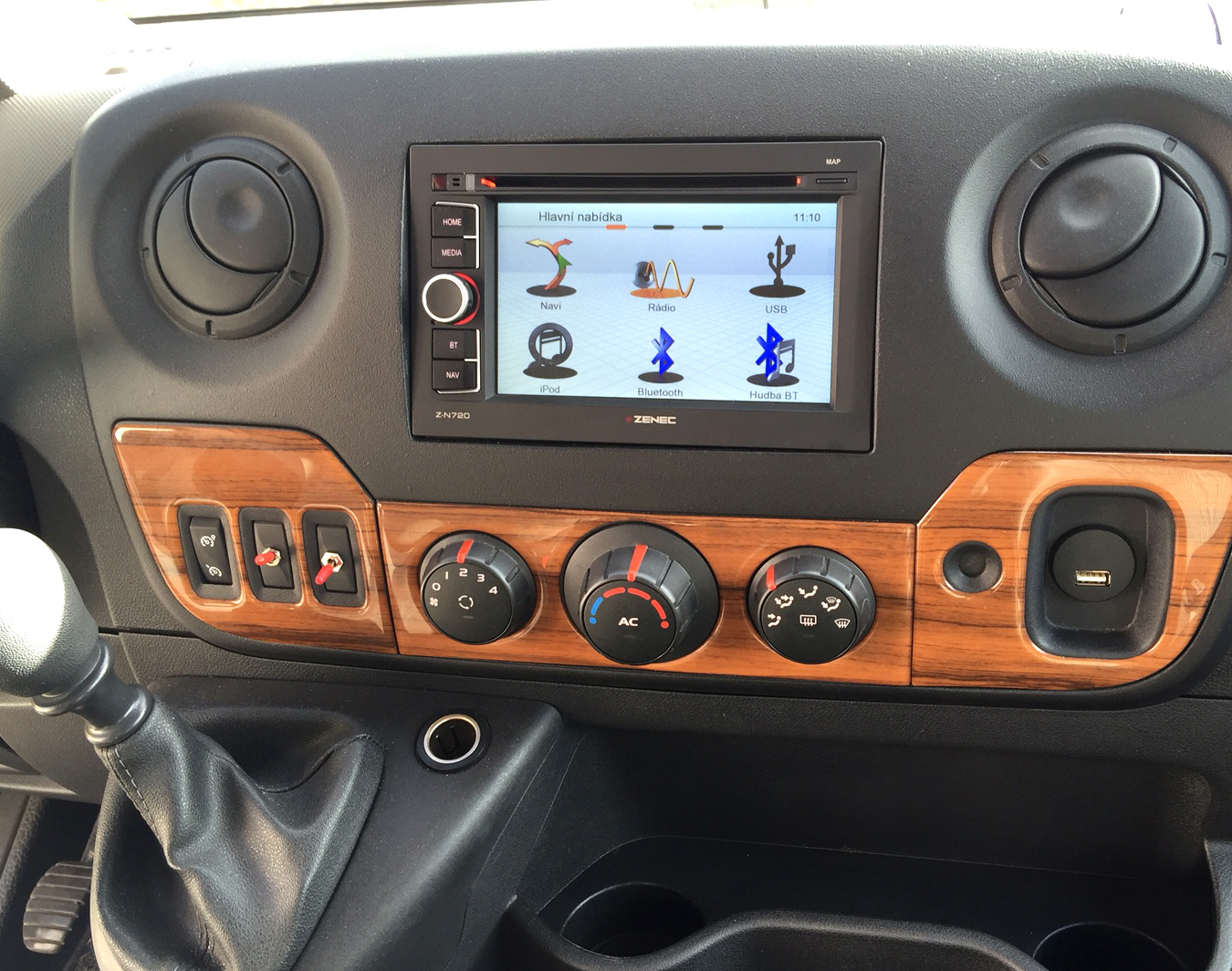 ZENEC Z-N626 - NAVIGACE PRO RENAULT, NISSAN, OPEL
